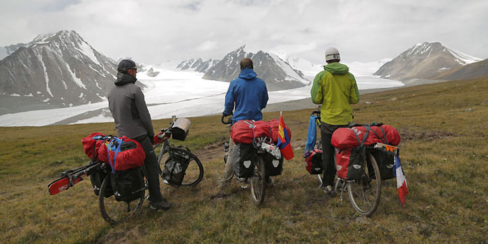 Vélo ski de rando en Mongolie au pays des yourtes