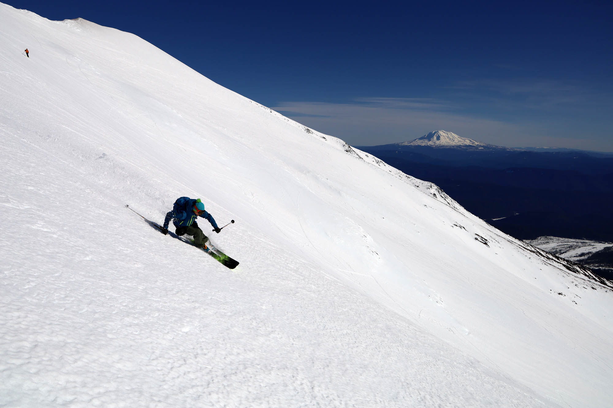 Essai en neige de printemps du nouveau ski M-Tour 90 de Dynastar